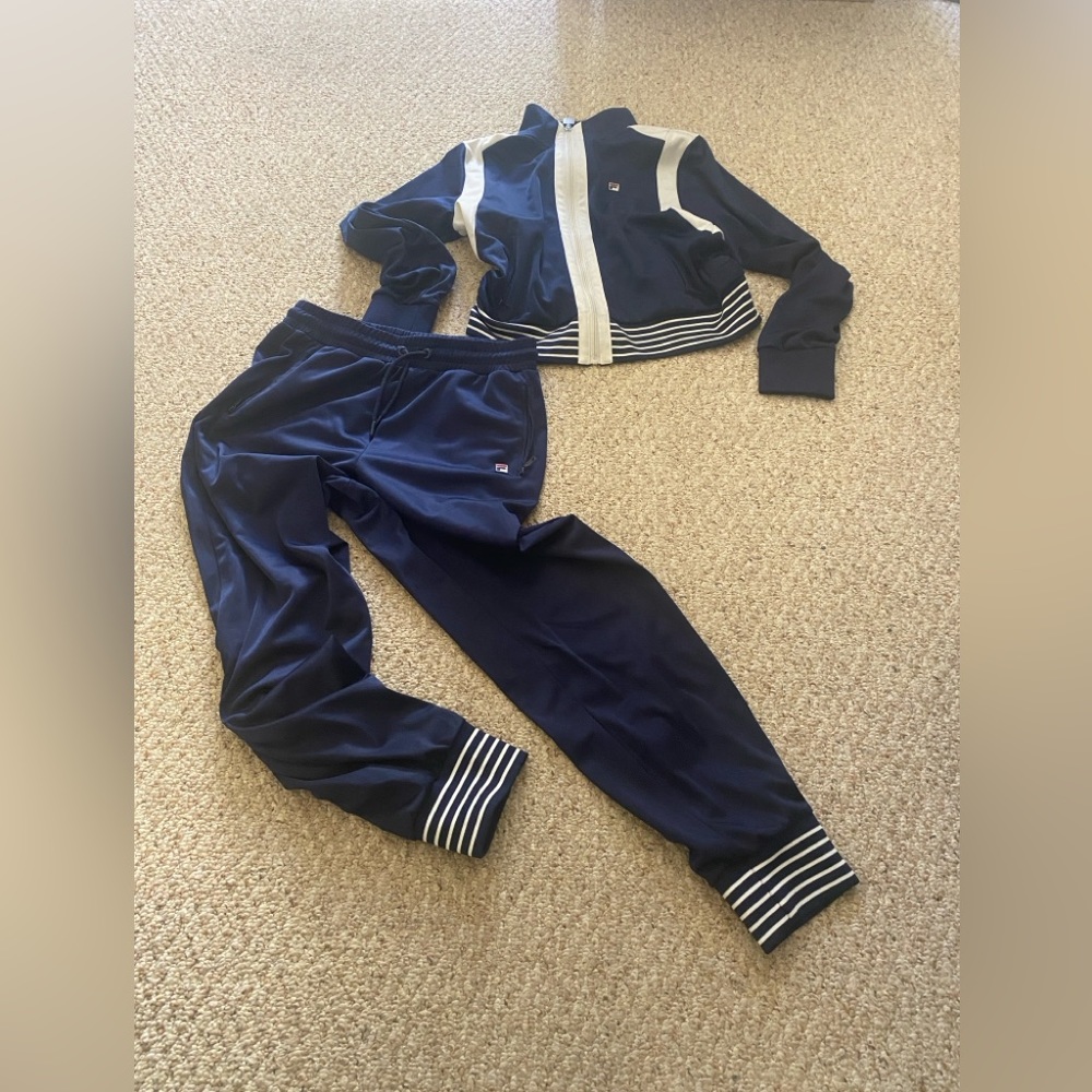 NEVER-WORN WOMENS FILA TRACKSUIT